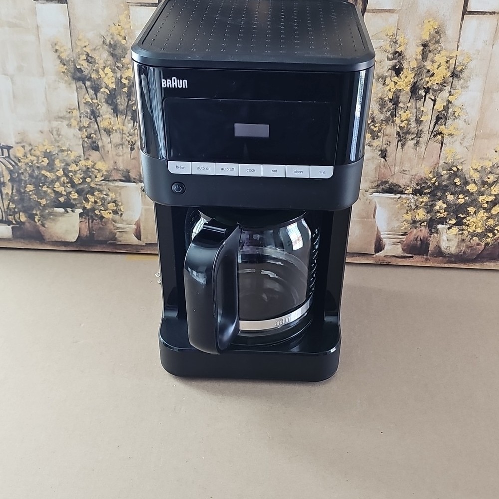 Braun (KF 7000) Black Brew Sense Automatic 12 Cup Drip Coffee Maker Bundle