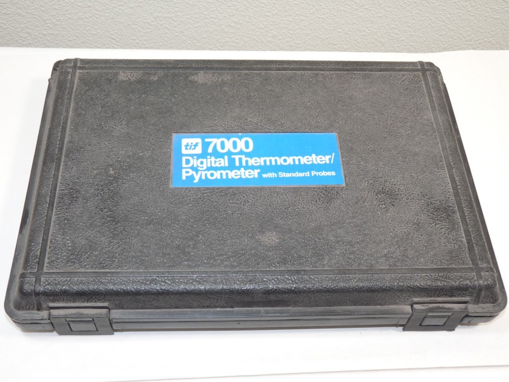 TIF 7000 Digital Thermometer Pyrometer & Probes Used