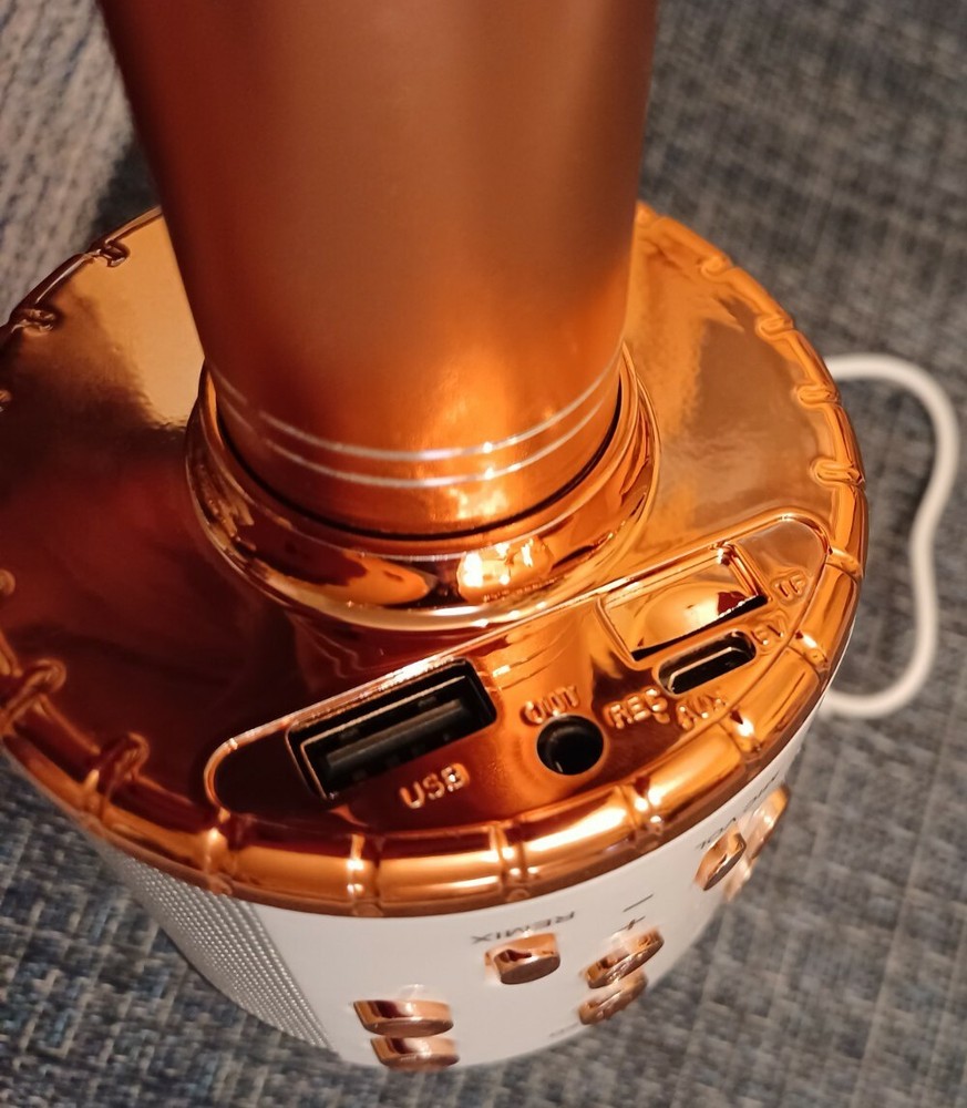 Karaoke Microphone with speaker. USB charging, Bluetooth. With flashing lights.