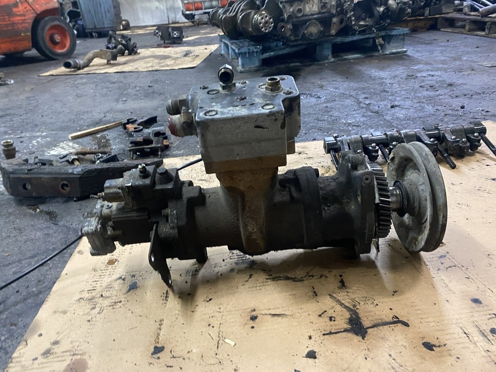 ISM Cummins Air Compressor & Fuel Pump ML1N23-24