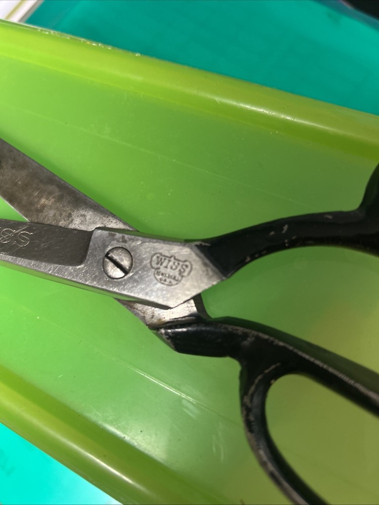 Wiss 7.5 Vintage Black Handle Scissors