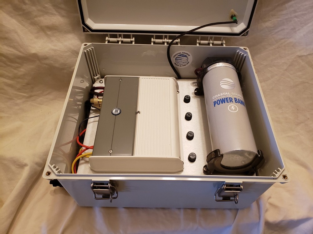COASTAL SOURCE 4- CHANNEL AMPLIFIERS CAS 600