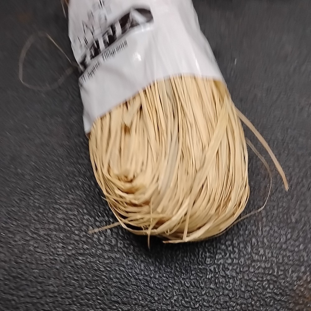 Classic Silks KH2101 Natural 100g Raffia