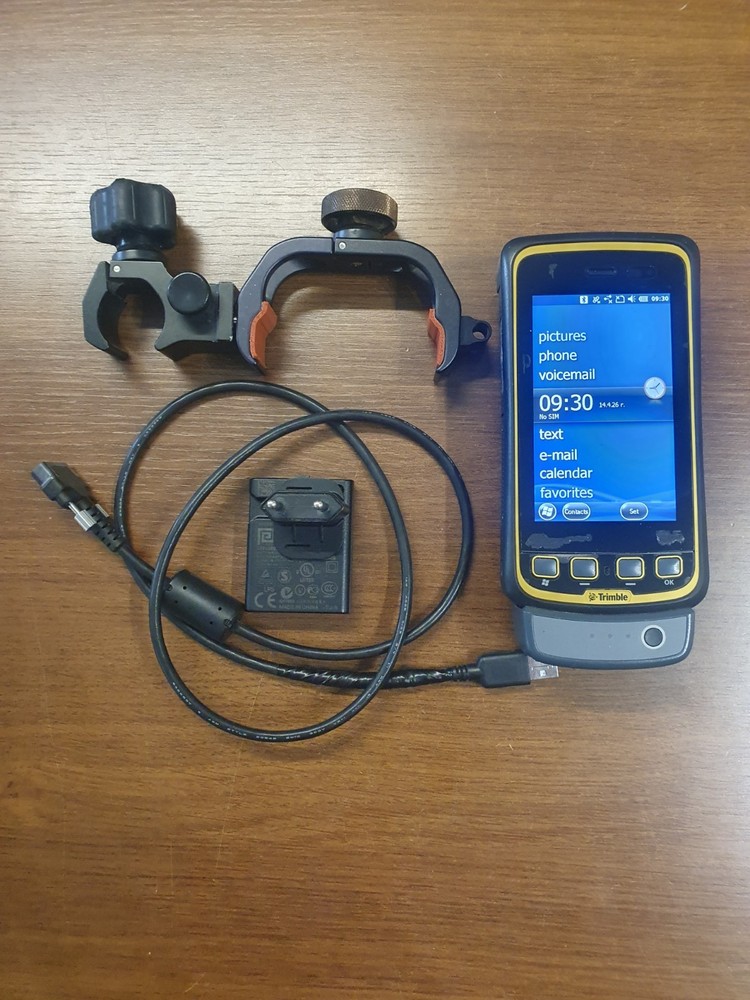 Trimble T41 / Slate data collector with Trimble Access 2017.24 GNSS software