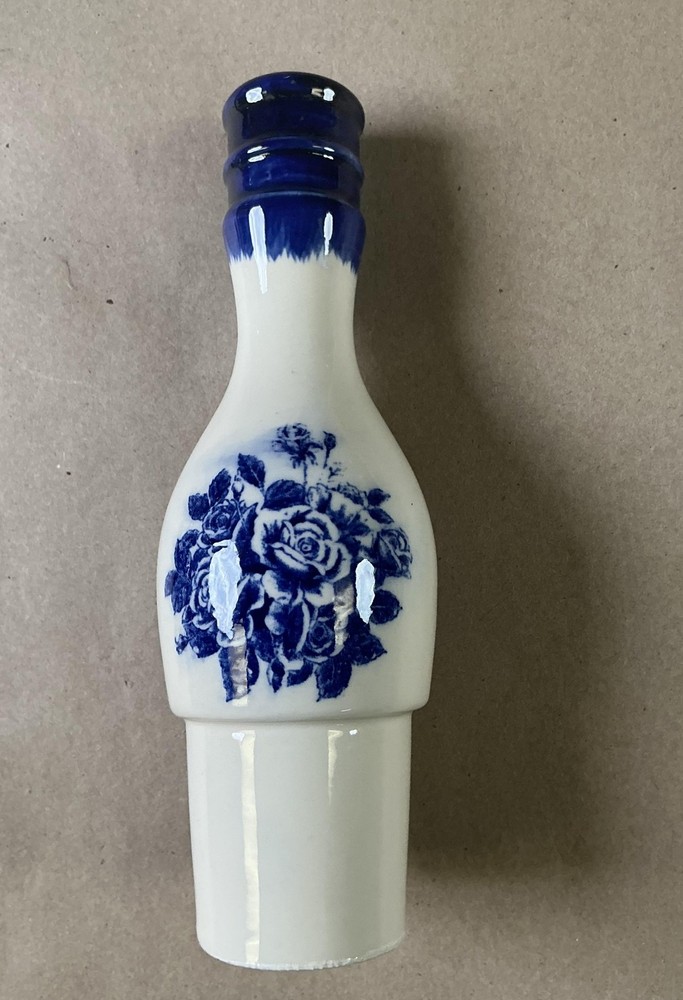 Blue White Ceramic Salt Shaker & Lidded Jar Floral Large Table Kitchen Set