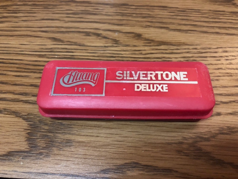D HARMONICA HUANG Silvertone NEW W/case HOHNER QUALITY. D