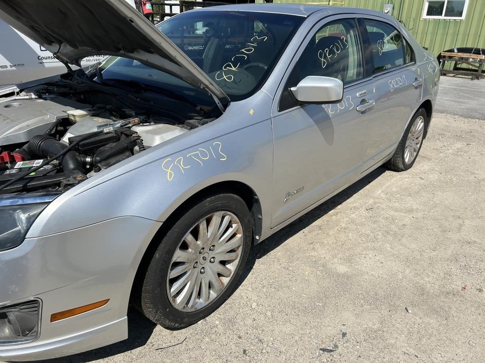 FUSION 2011 High Mounted Stop Light 104909883