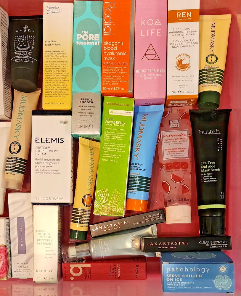 Makeup & Skincare Full-Size Mixed Lot ~ 8 Piece (PLEASE SEE DESCRIPTION!)