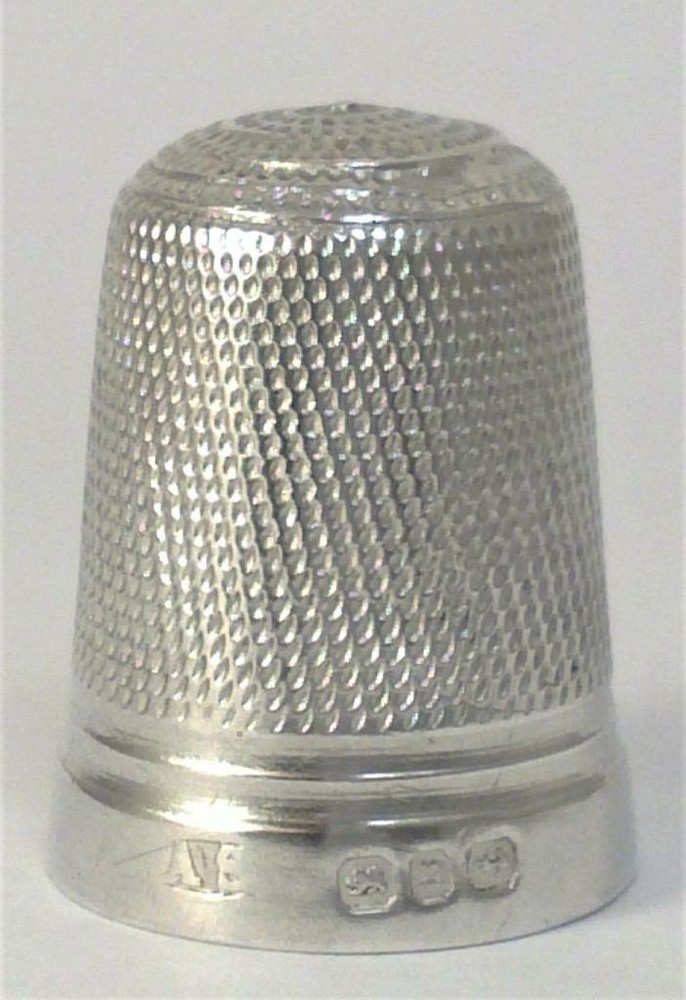 Victorian hallmarked Sterling Silver Thimble – 1887