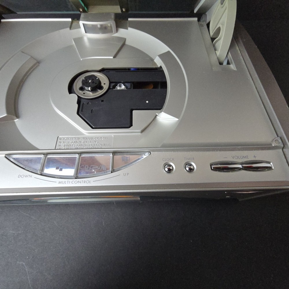 JVC CA-FSSD990 Compact Component CD Player AM FM Stereo System No Remote -TESTED