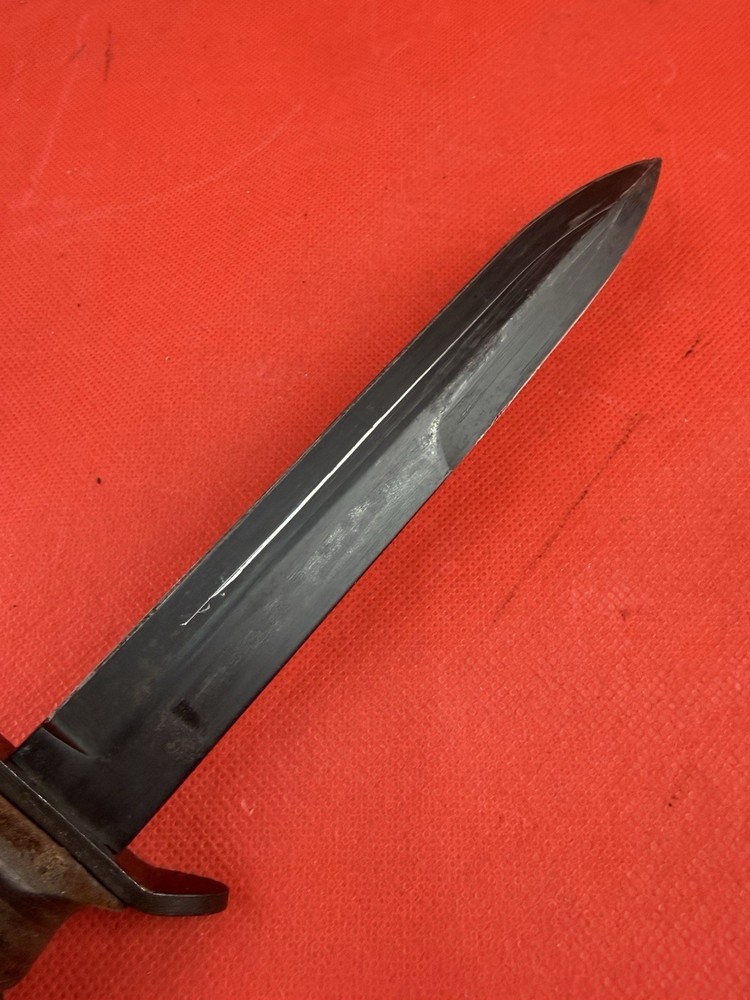 Original WW2 US M3 Fighting Knife Camillus Named
