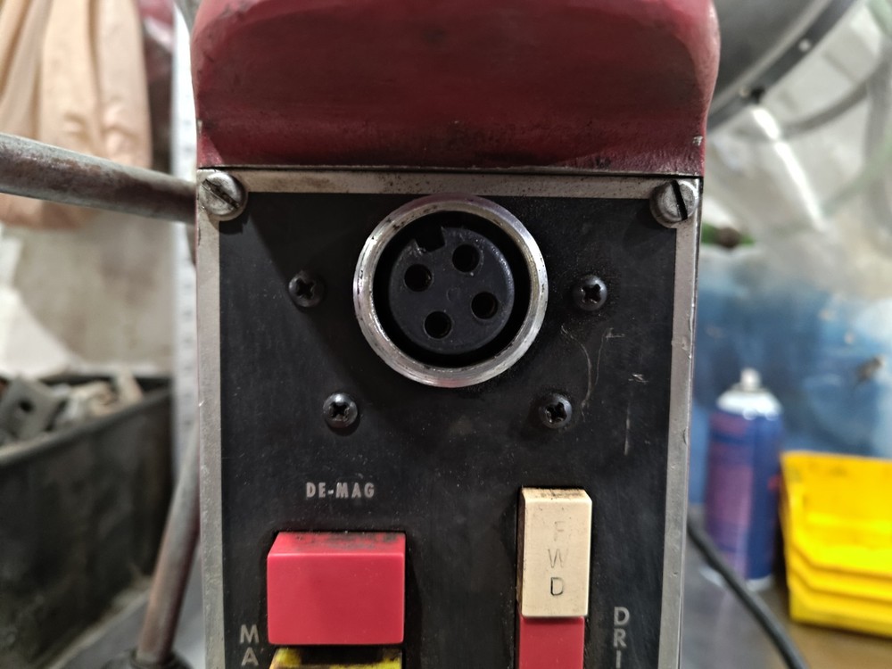 Milwaukee 4201 Electromagnetic Drill Press Base with 4253-1 Drill Motor Mag