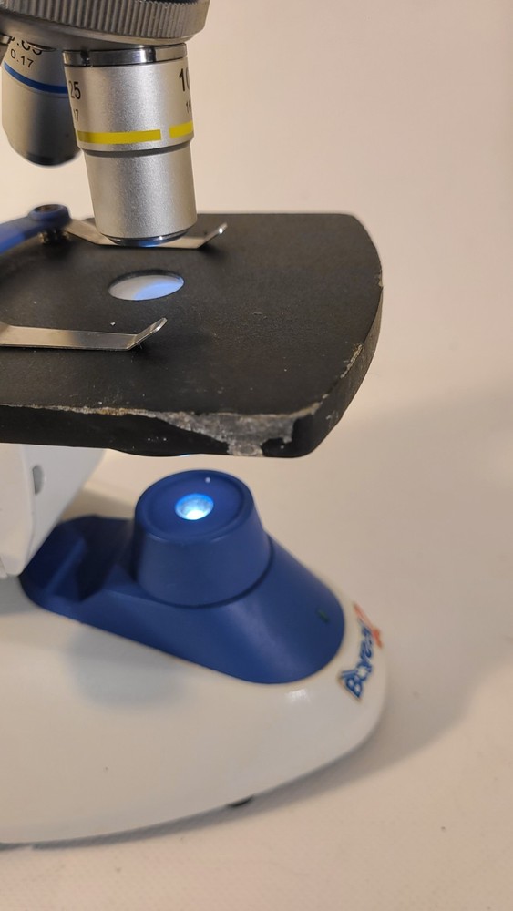 Boreal 2 Microscope MODEL# 1762-06 PRE-OWNED