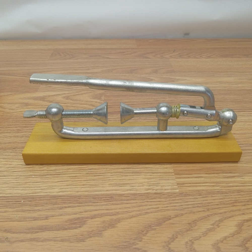 Vintage Lee ASTRO Nut Cracker With Picks