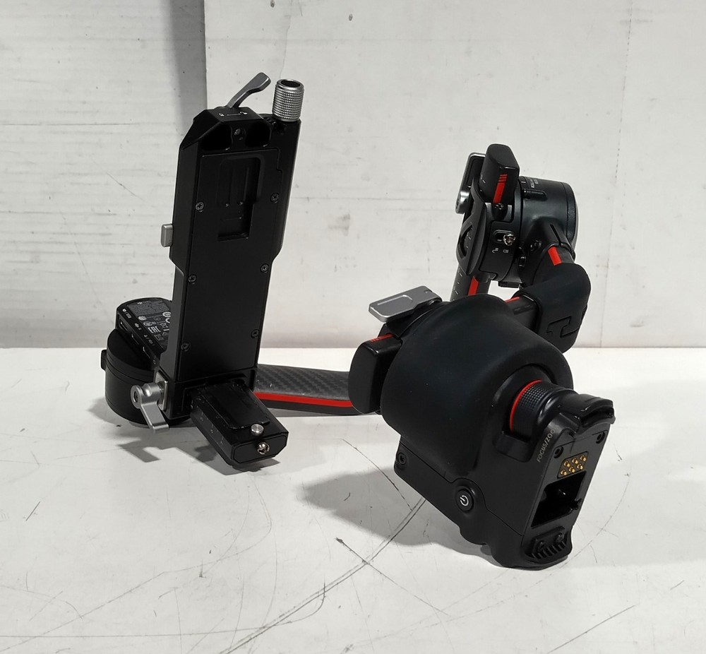 DJI RS 2 P02 High-Performance 3-Axis DSLR & Cinema Camera Stabilizing System