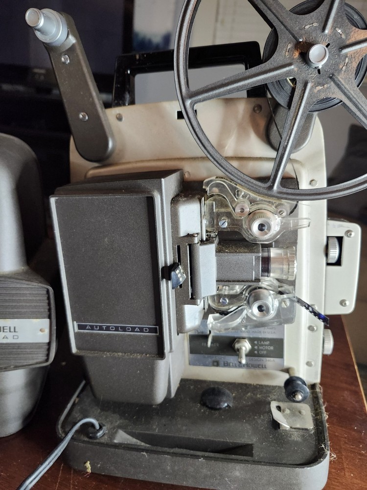 Bell & Howell 346A Super 8 AutoLoad Projector Motor Engages Needs Service