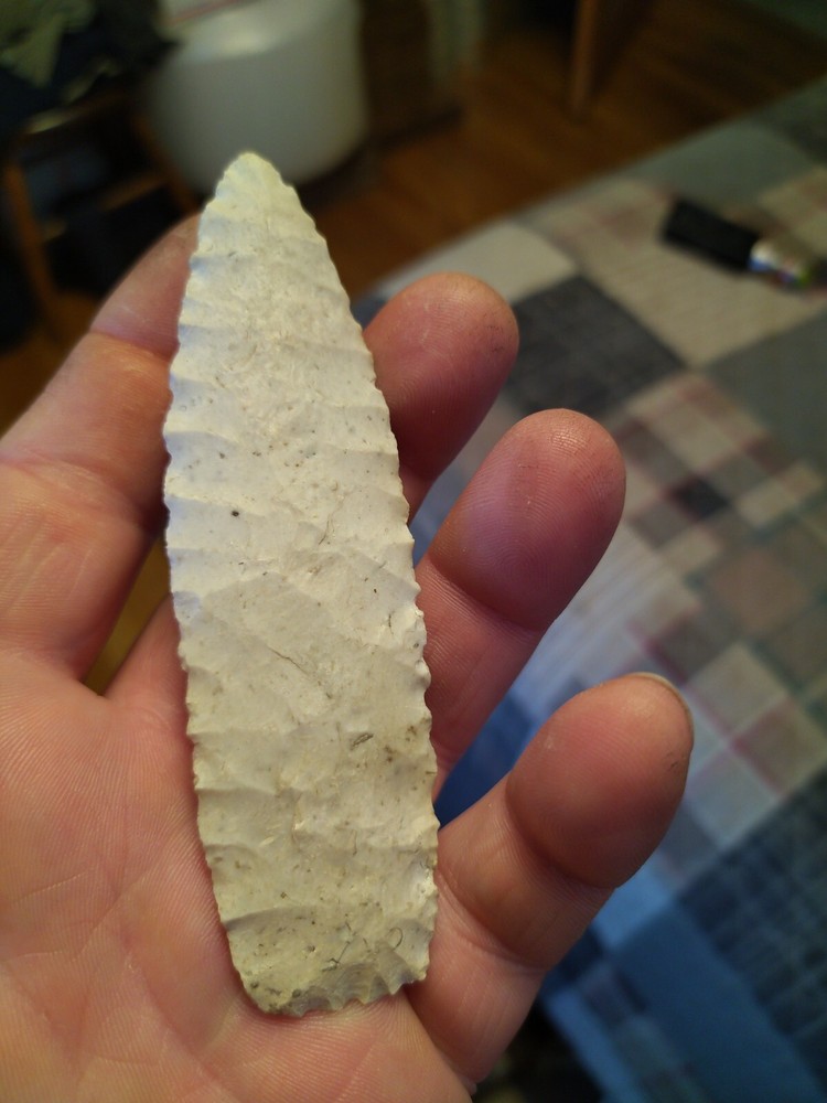 Blade Raw Chert 4 3/8" x1 1/14"