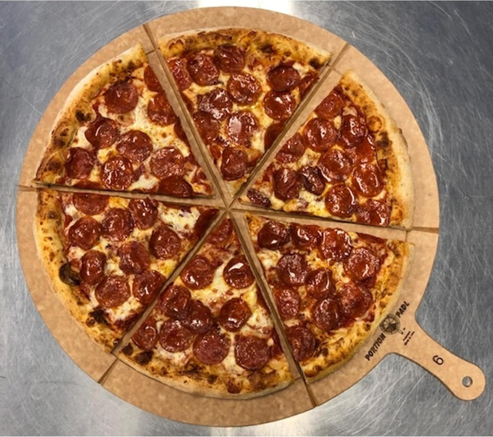 Single-Side Equal Slice Guide - 19” Diameter Padl for 16” Pizza, 6-Slice Portion