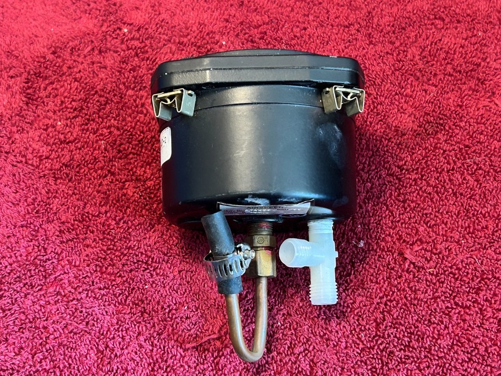 UNITED INSTRUMENTS TRUE AIRSPEED INDICATOR P/N 8100 CODE B.740