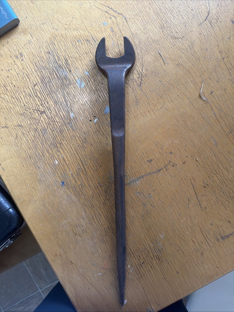 Williams 1 1/4 Rat Tail Spud Wrench
