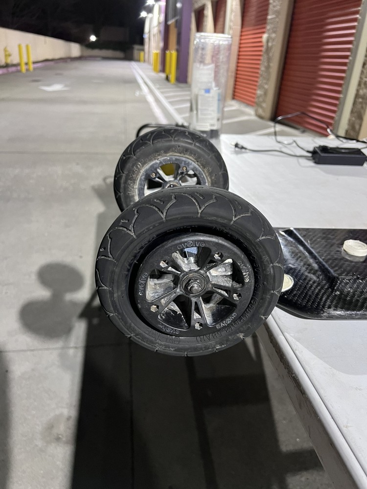 Evolve Carbon GT All Terrain Electric Skateboard