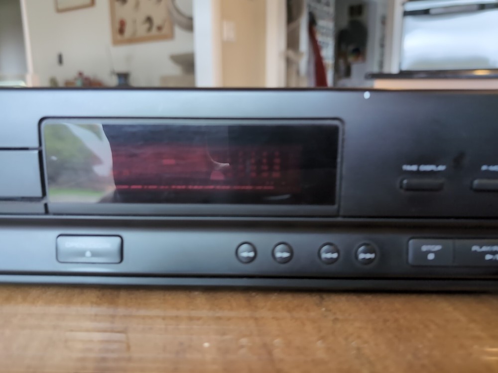 KENWOOD DP-492 Single Disc CD Player