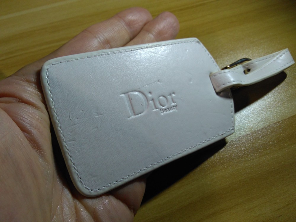 DIOR Beauty luggage tags [NEW]