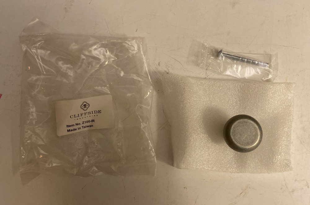 Cliffside Z100-IR Flat Cabinet Knob Pull