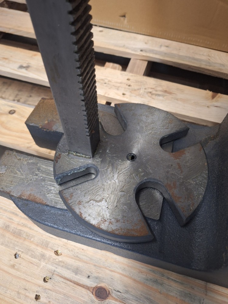 Dake Arbor Press: 1-1/2" Ram, 3 Ton Pressure, 902002