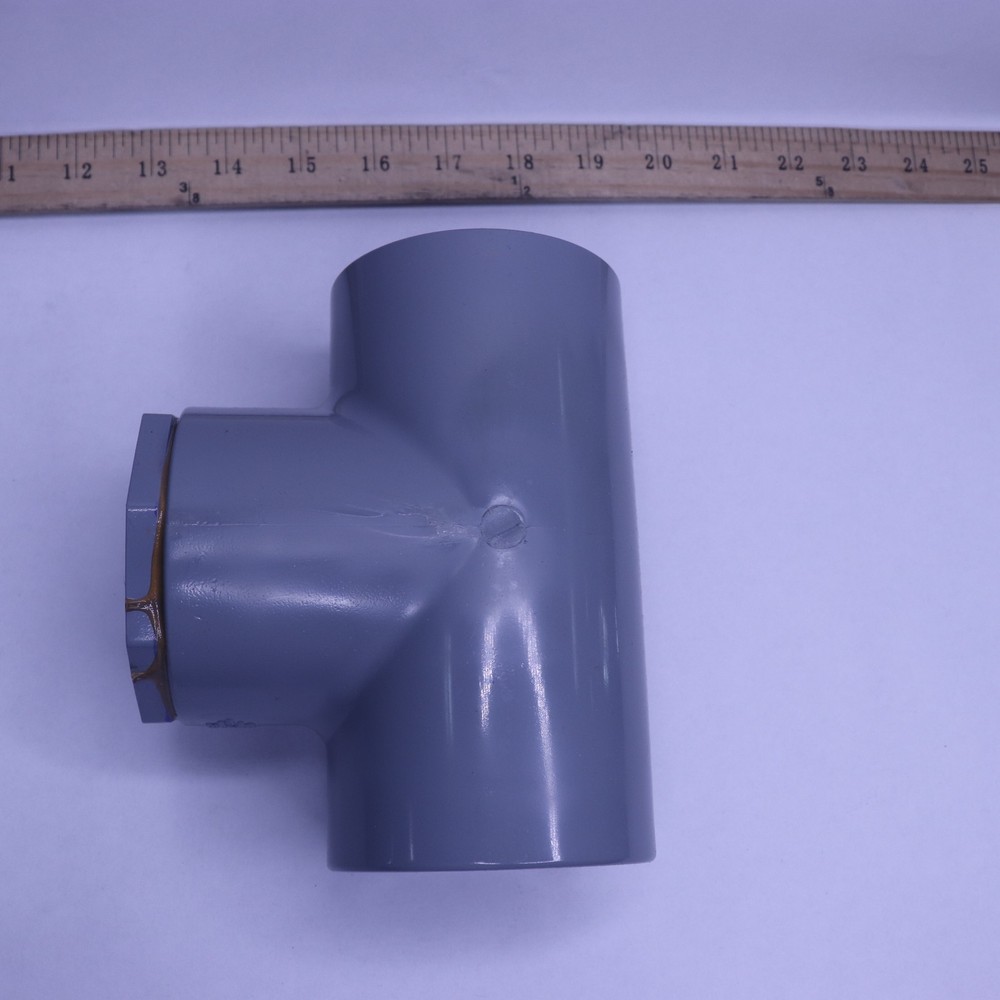 Ipex Reducing Tee CPVC Sch 80 2-1/2" x 2" Socket x  Socket x Socket 9801292A