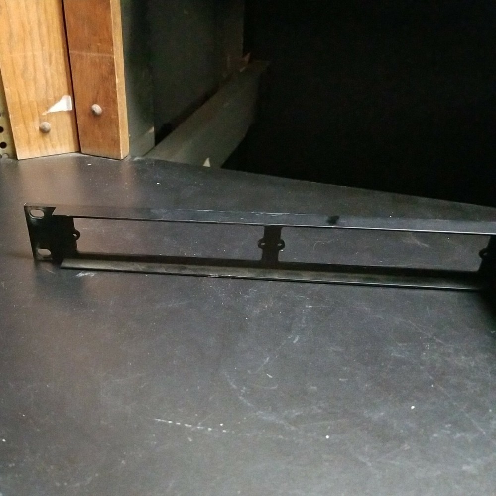 Cybercast System VDI 2000S VBI Data Inserter in Rack Mount