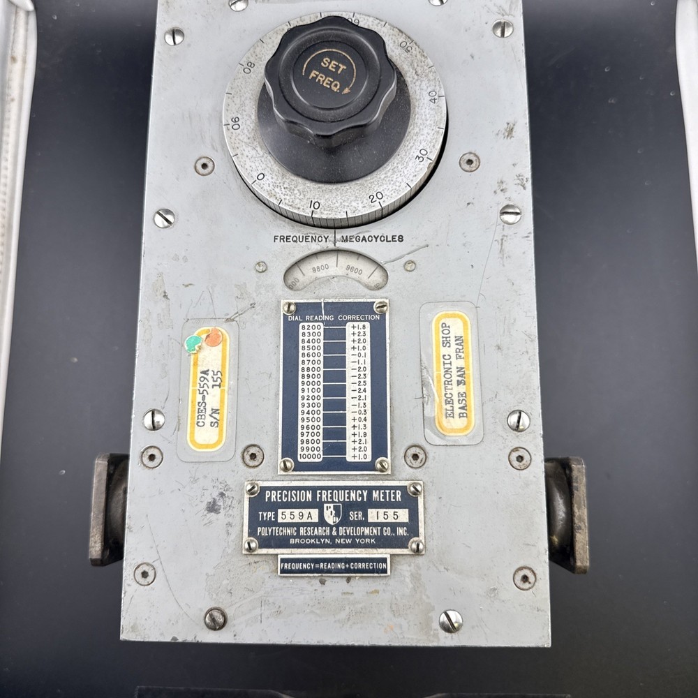 Polytechnic Radar Precision Frequency Meter Type 559A,  sn 250.