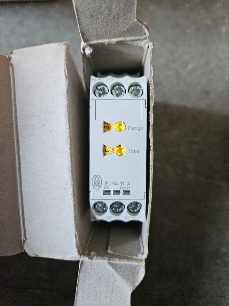 Moeller ETR4-11-A Electronic Timing Relay