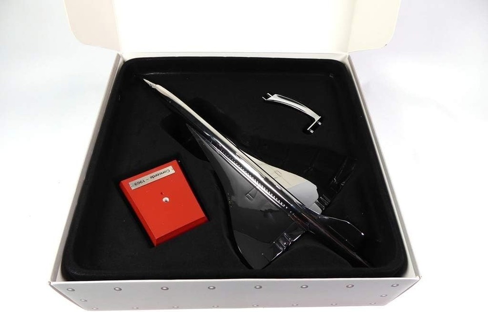 Aerospace Concorde 1969 Scale 1/200 30 cms Silver - Airplane Silver Classics ...