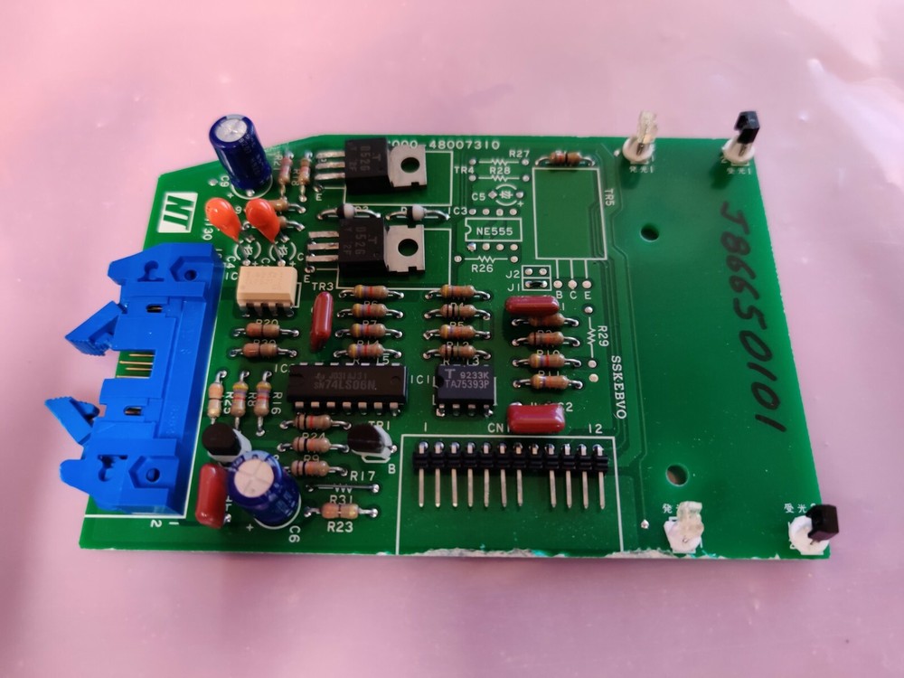 Universal Instruments Dispensing Head PCB J86650101