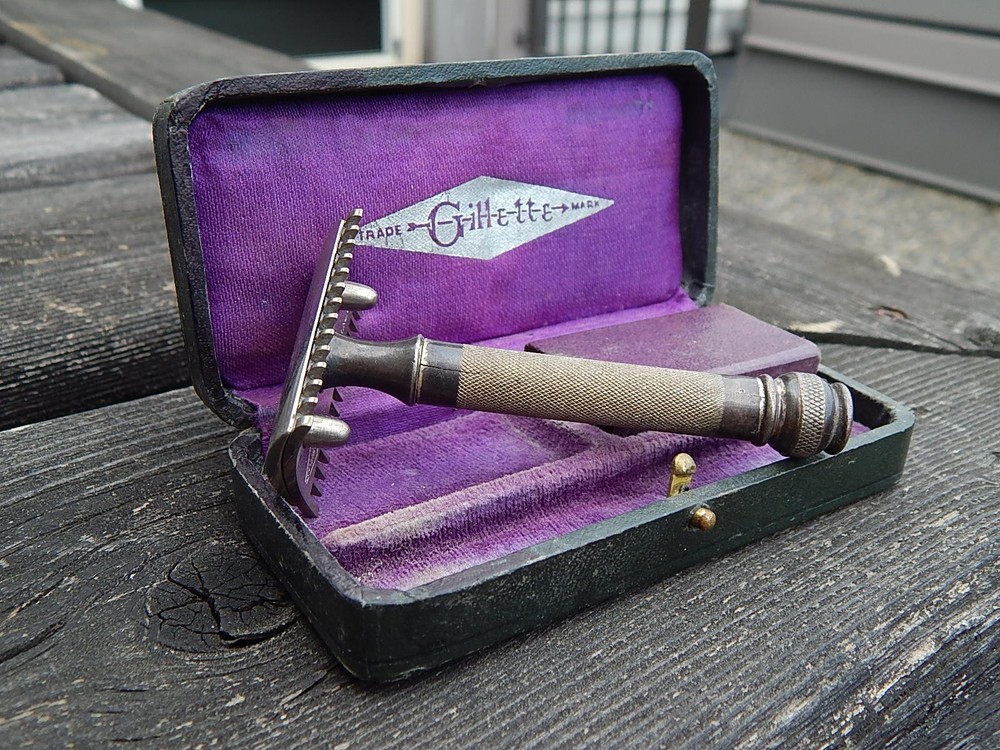 Vintage Gillette OT pocket set