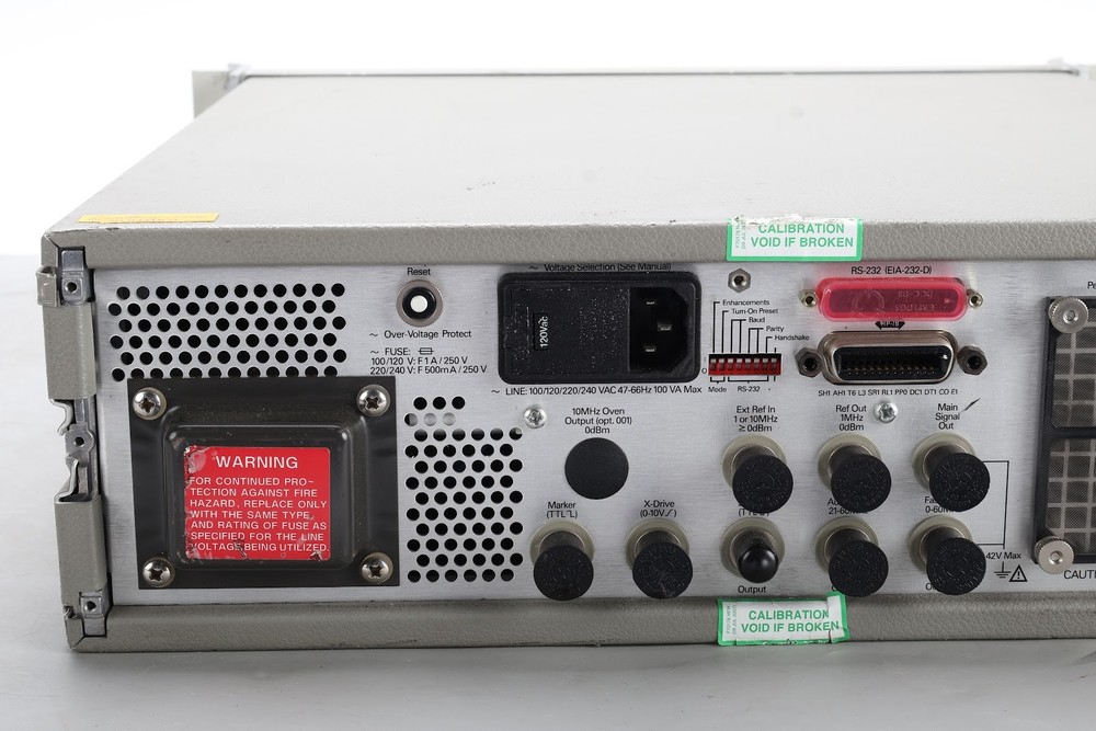 HP 3325B Synthesizer / Function Generator - No Options