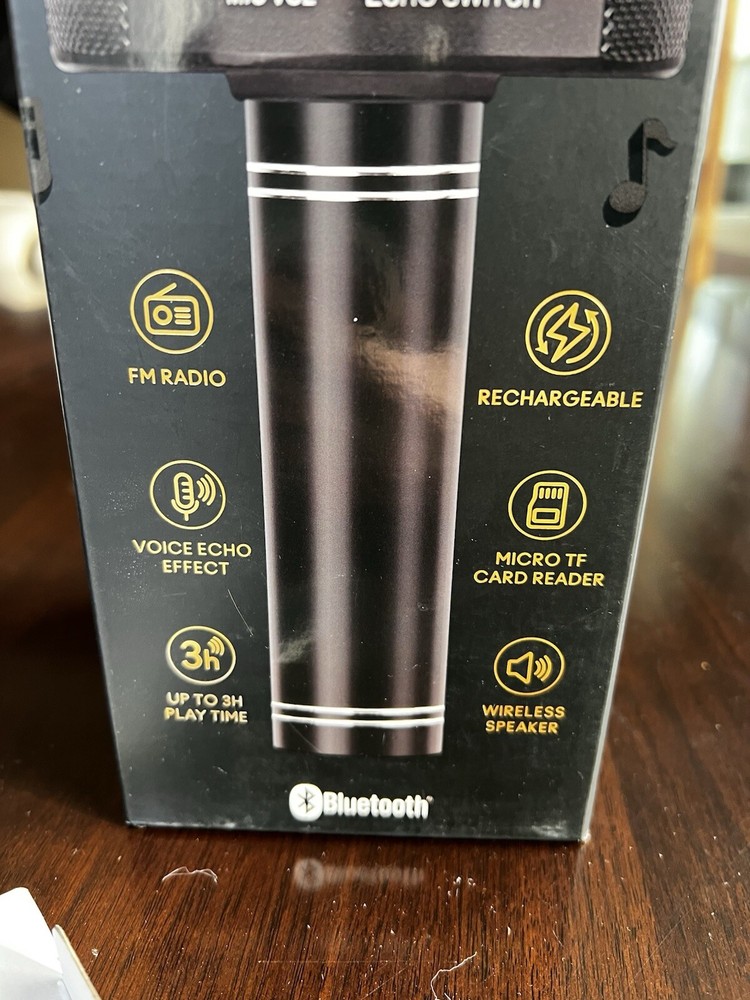 Bluetooth Karaoke Microphone Poppy
