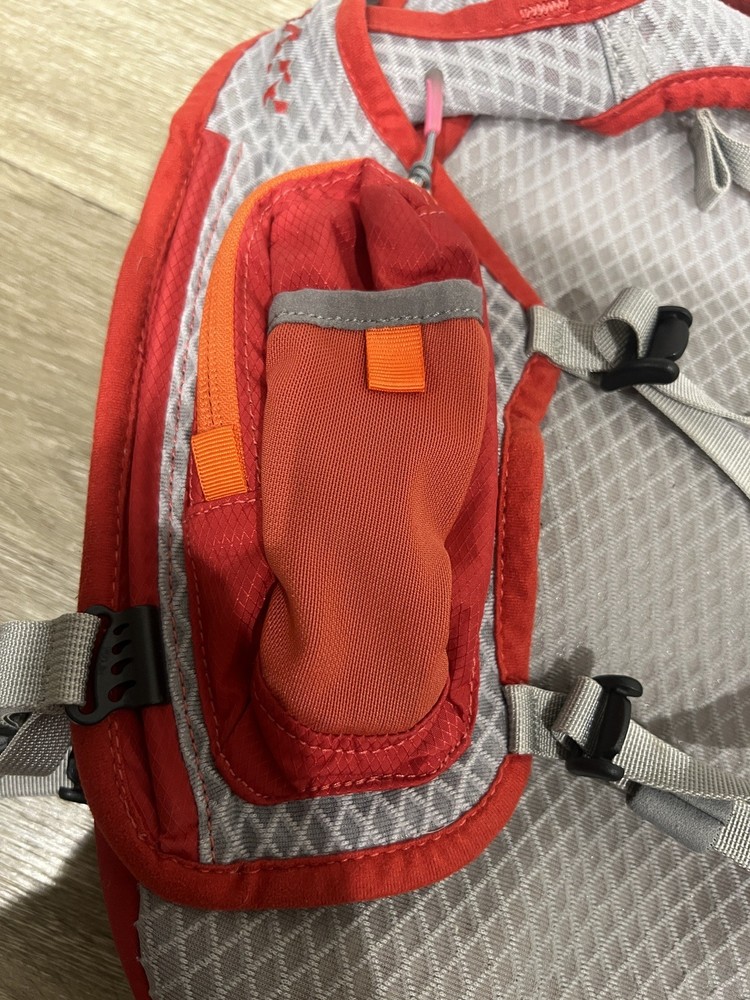 Nathan Hiking Running Backpack Red/Orange lightweight