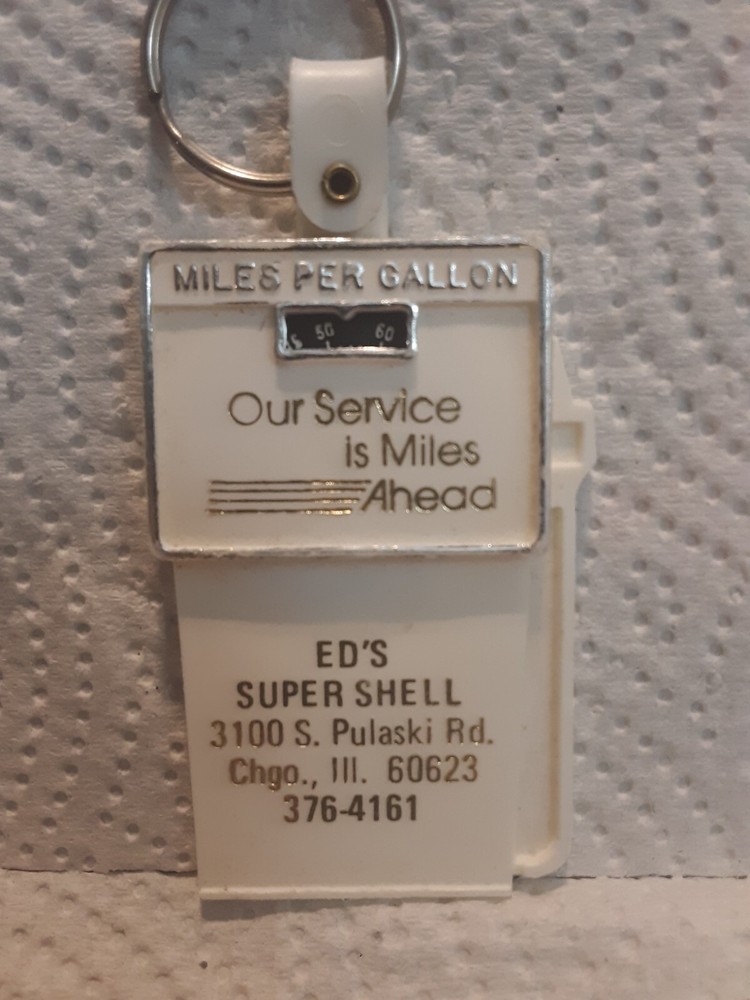 SUPER SHELL GAS PUMP SHAPE KEYCHAIN MILES PER GAL MILES DRIVEN