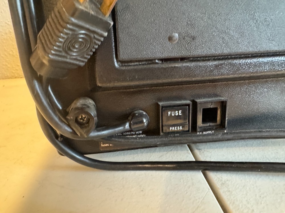 SENCORE SC61 60 MHz Dual-Trace Analog Oscilloscope Waveform Analyzer