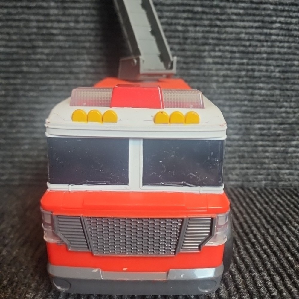 Kid Galaxy Red Pull Back Fire Truck
