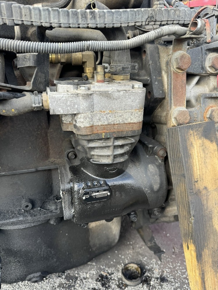 Maxxforce 13 Air Compressor Bendix K044642SC