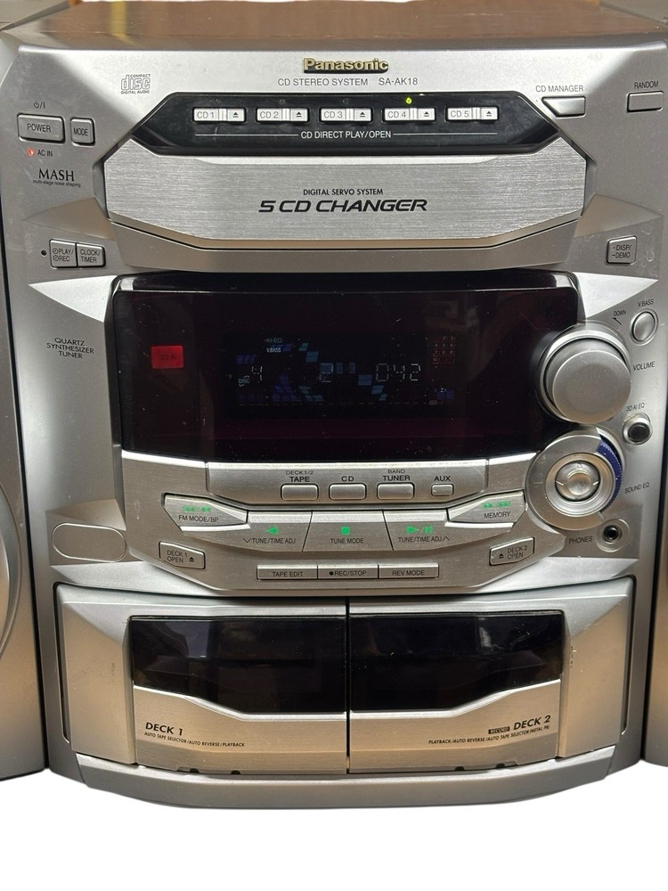 Panasonic SA-AK18 CD Stereo System w/ SB-AK18 Speakers - READ