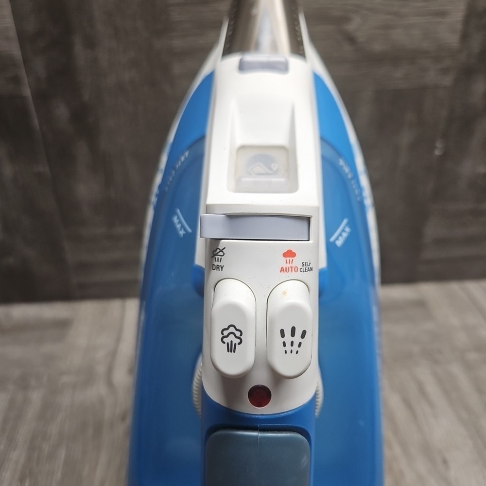 Rowenta Effective DZ5980 Glide Steam Iron Micro Steam