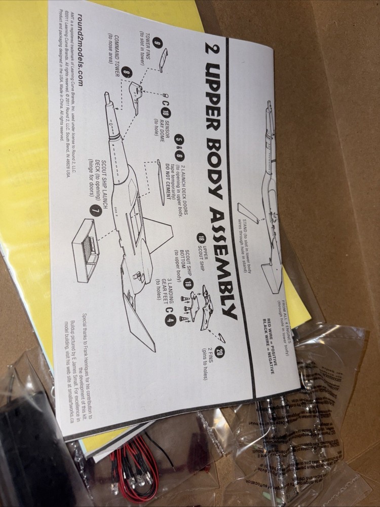 1/500 AMT Strategic Space Command Galactic Cruiser Model Kit