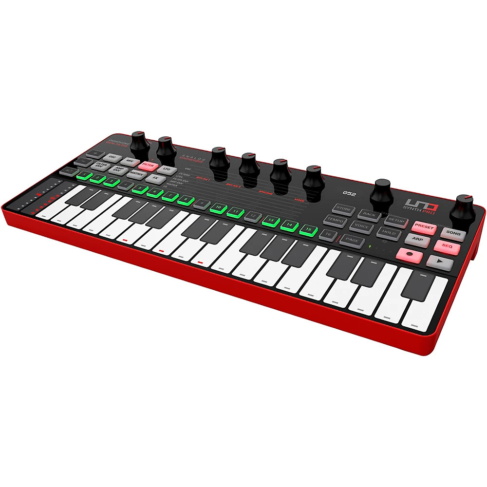 IK Multimedia UNO Synth Pro Desktop LN