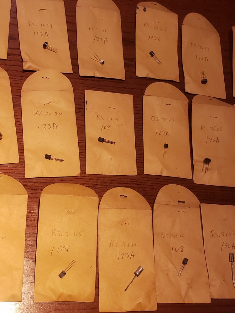 Lot of 26 Different Heathkit Transistors NOS