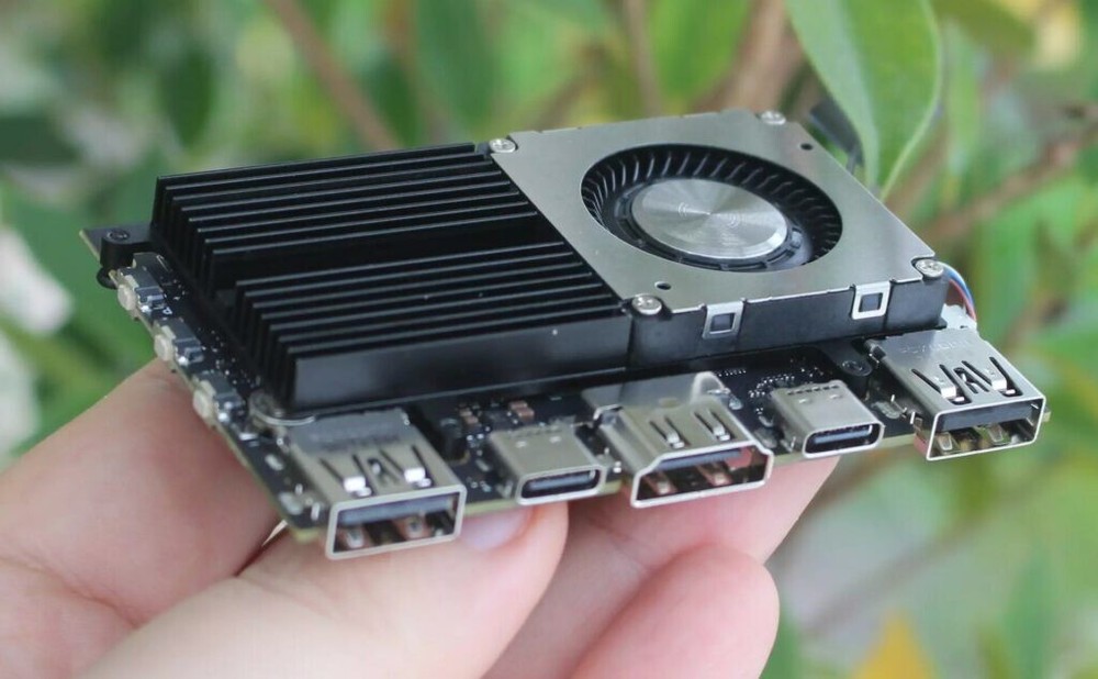 Khadas Edge 2 with active cooling (new)