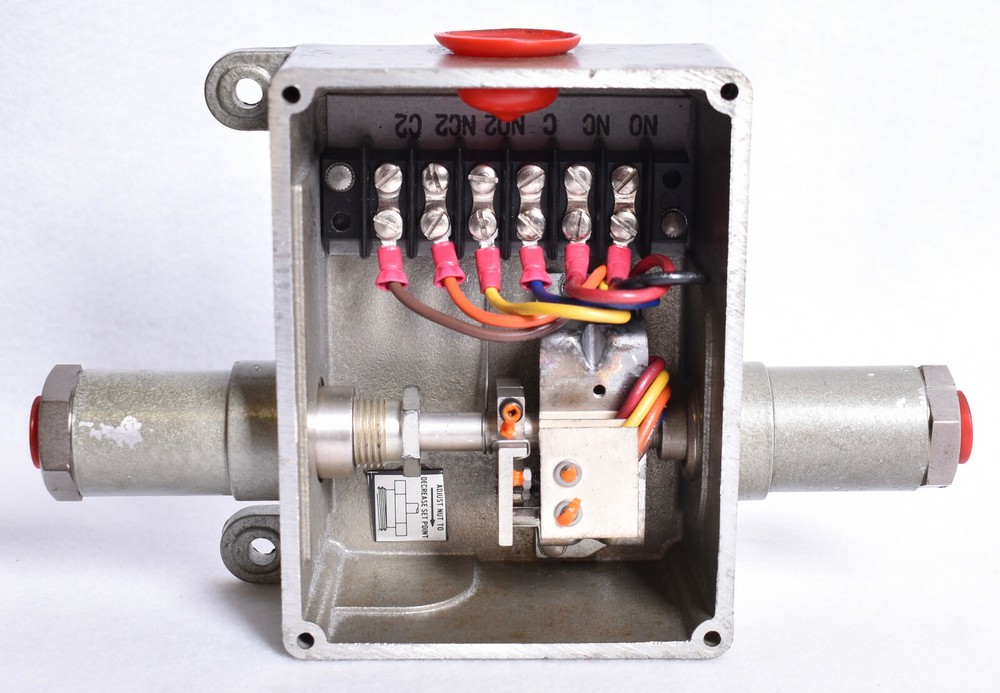 SOR Static O Ring Pressure Difference Switch 14V8-AA5-F1A-LL